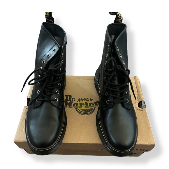 Dr. Martens Shoes - NEW Dr. Martens Zavala Black Lace Up Leather Boots